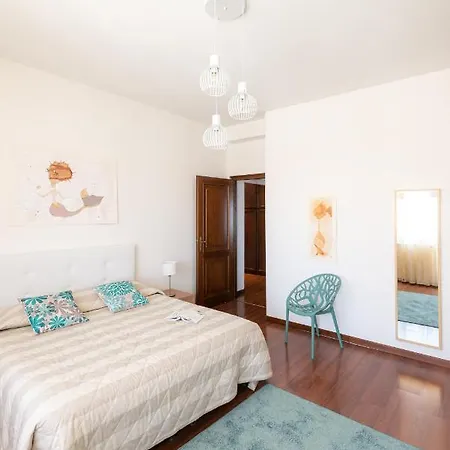 Διαμέρισμα Kasa Di Kappa With An Attic Άλμπα